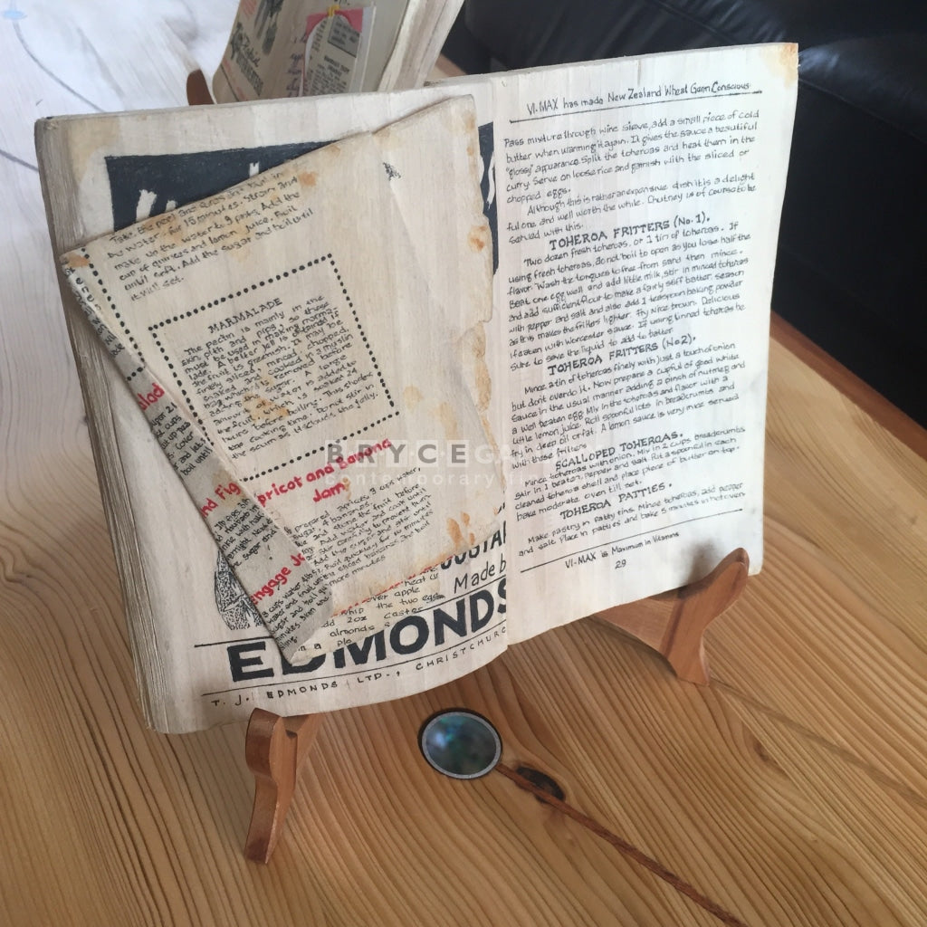 Aunt Daisys Cookbook Sculptures